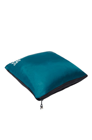 Bag for carrying sleeping bag blanket