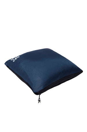 Bag for carrying a sleeping bag blanket
